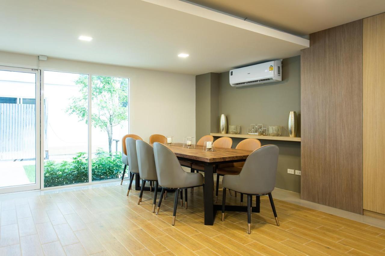 Zayn Express & Suites Bangkok Exterior foto